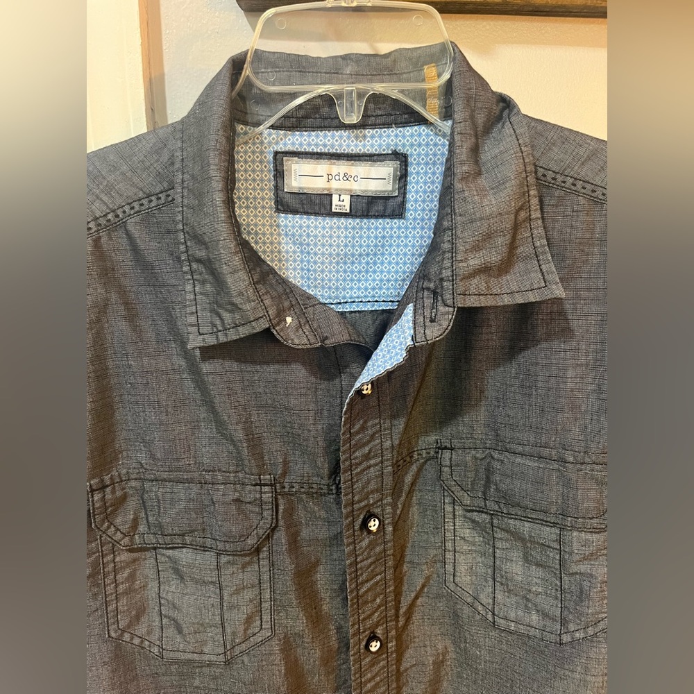 Men’s short sleeve button down shirt